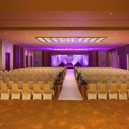Novotel Visakhapatnam Varun Beach Экстерьер фото The Grand Ballroom