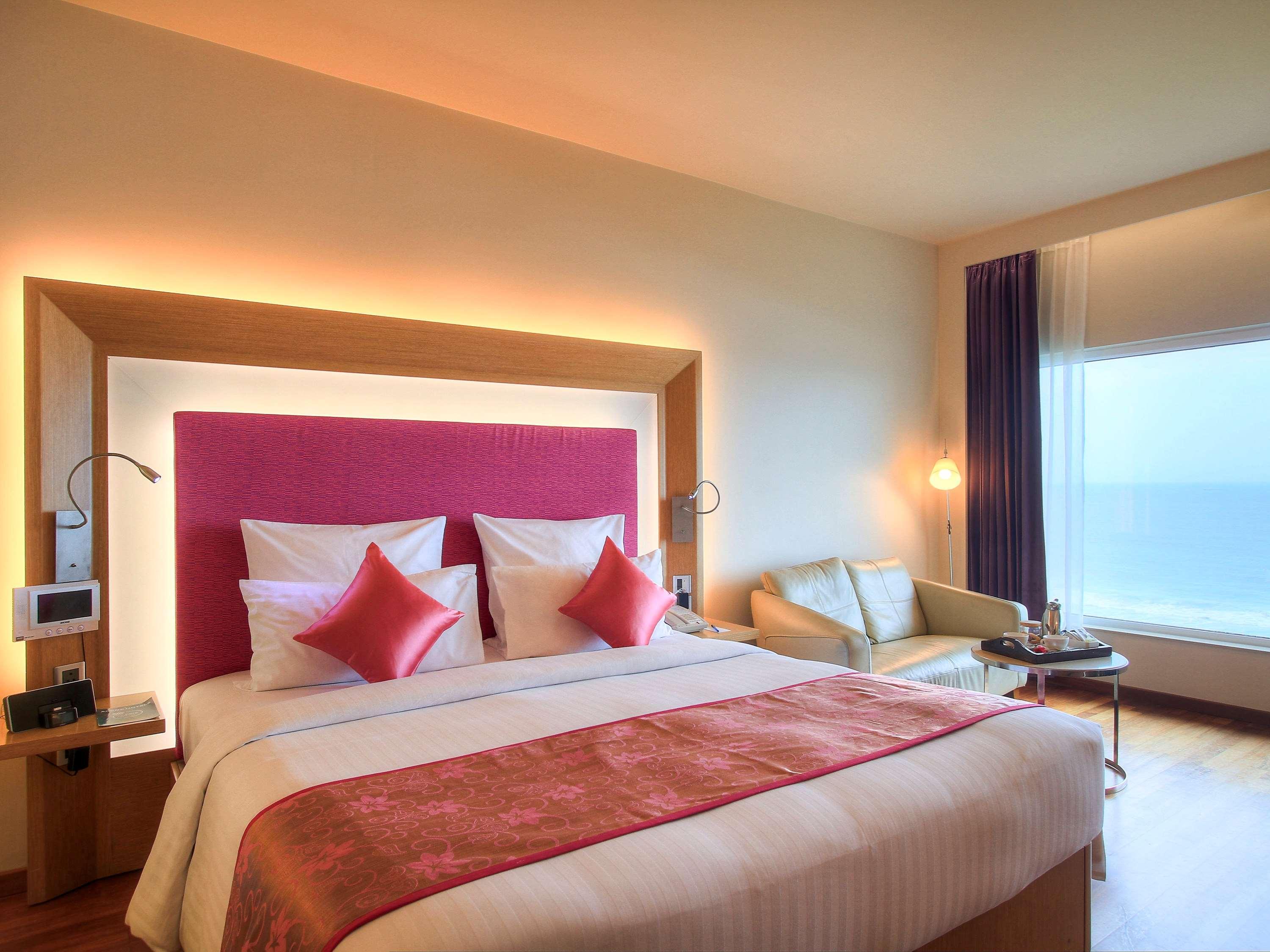Novotel Visakhapatnam Varun Beach Экстерьер фото Deluxe Room