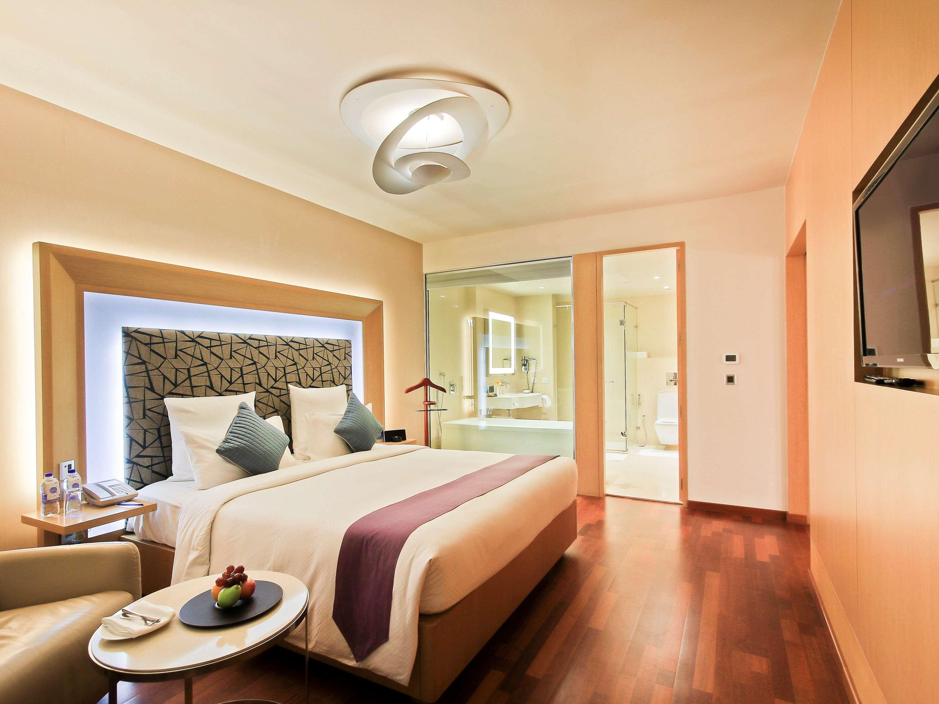 Novotel Visakhapatnam Varun Beach Экстерьер фото Deluxe Room